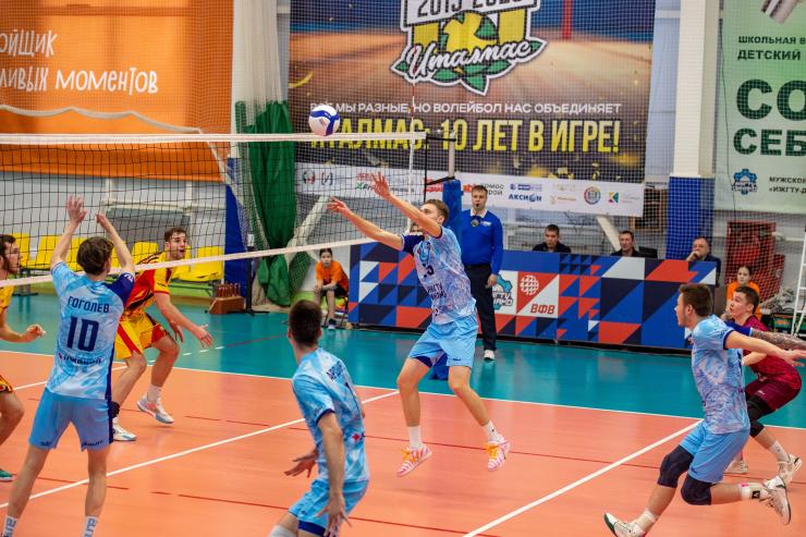 Удмуртские динамовцы поднялись на вторую строчку Чемпионата России по волейболу Высшая лига «Б»