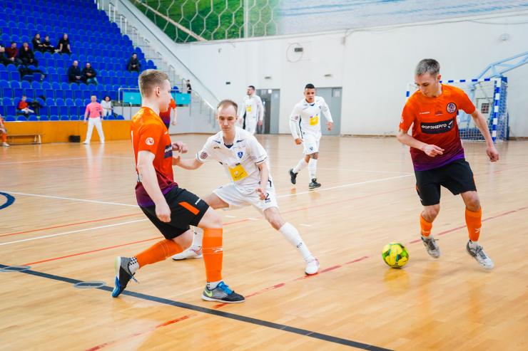 Футзальное «Динамо» начало чемпионат с крупной победы 