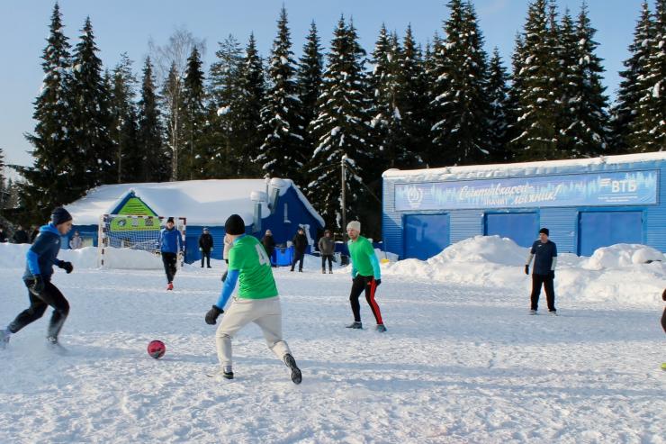Команда Управления Росгвардии по Республике Коми – победитель турнира по мини-футболу на снегу 