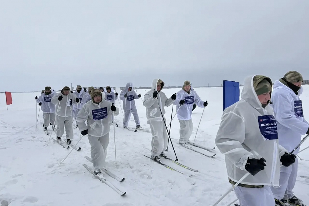 Омские динамовцы приняли участие в лыжном пробеге, посвященном подвигу 30-й отдельной лыжной стрелковой бригады