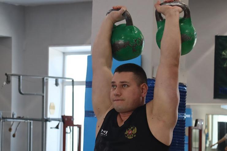 Сборная УМВД России по Магаданской области – призер динамовских соревнований по гиревому спорту