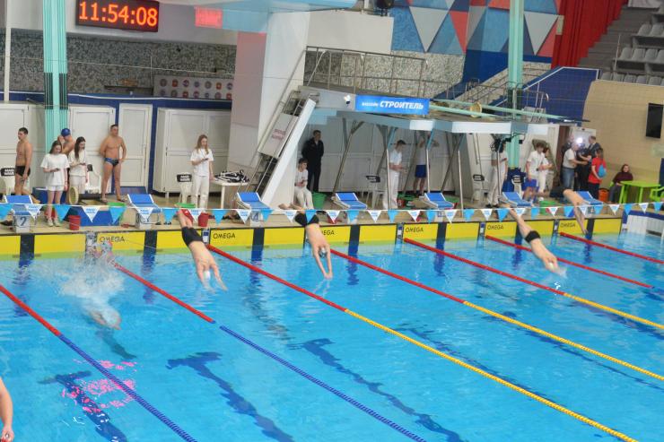 В Челябинске состоялись динамовские соревнования по плаванию