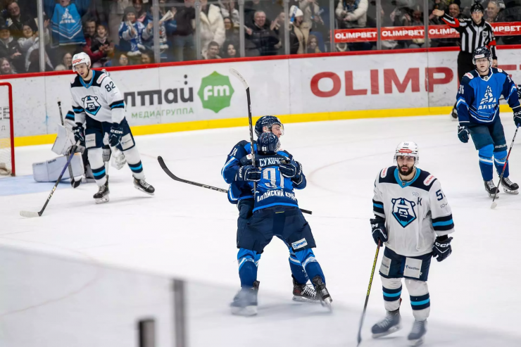 Хоккеисты «Динамо-Алтай» завершили регулярный чемпионат домашней победой над «Норильском»