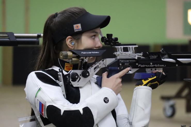 Спортсменка «Динамо» Айгуль Хабибуллина завоевала полный комплект медалей на соревнованиях по пулевой стрельбе 