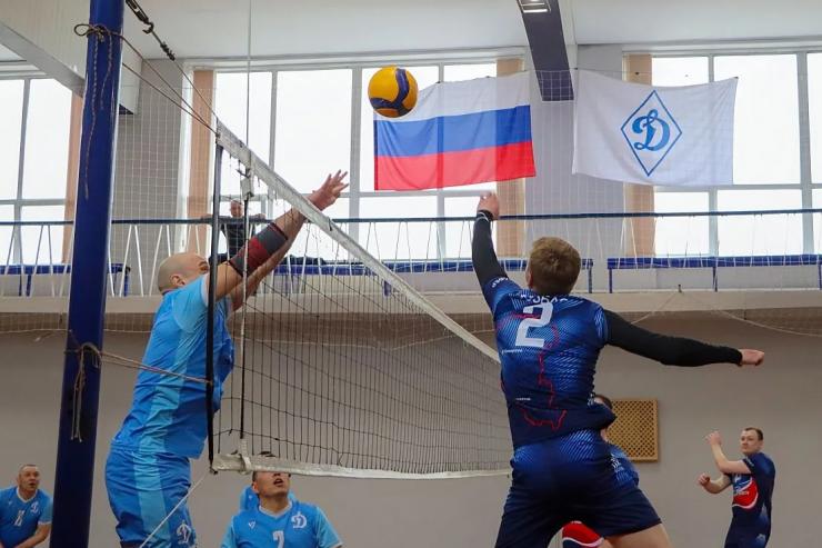 Динамовцы из Кемерово определили лучших волейболистов в рамках Спартакиады 