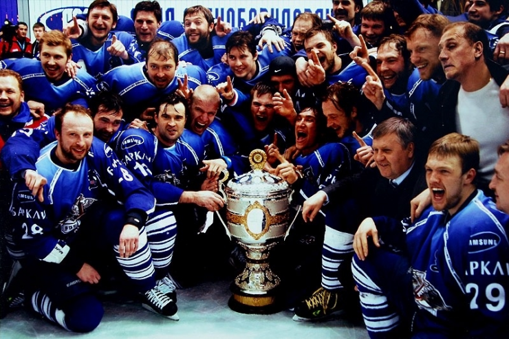 День в истории. 8 апреля 2005 года