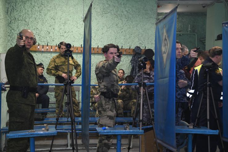 Пермь. Стражи порядка приняли участие в динамовском чемпионате по стрельбе из БРСО
