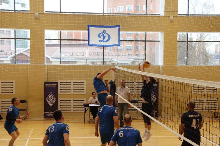 Команда ГУ МЧС России по Республике Коми – чемпион динамовского турнира по волейболу 