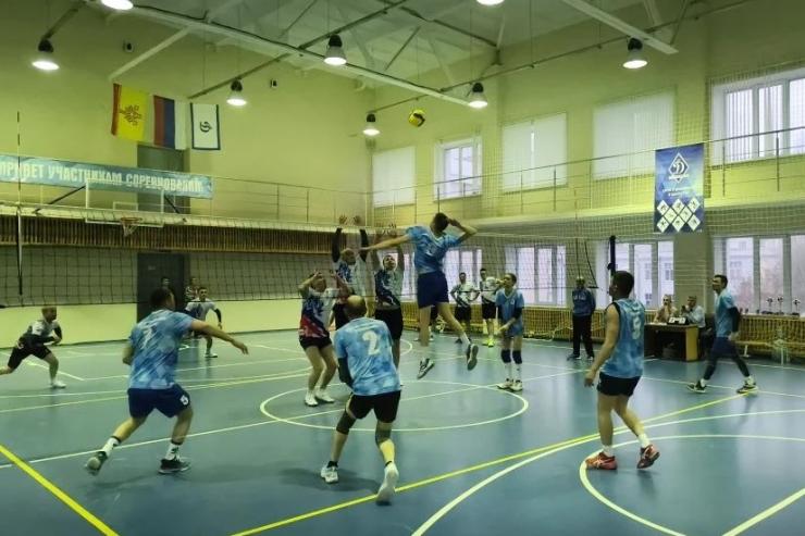 В Чувашии состоялись динамовские соревнования по волейболу среди сотрудников органов правопорядка и безопасности
