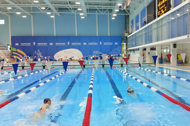 В Якутске проведены динамовские соревнования по плаванию среди пожарных и спасателей