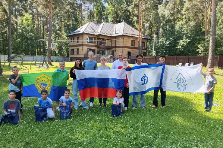 Динамовская рыбалка подружила воспитанников детского социально-реабилитационного центра с «Динамо»