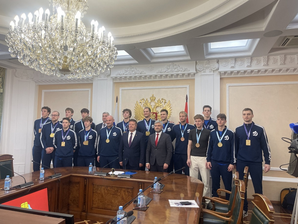 Челябинское «Динамо» поздравили на приеме у вице-губернатора после побед в двух Кубках