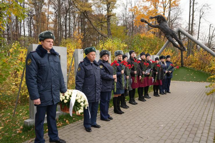 Воспитанницы и сотрудники Можайской воспитательной колонии побывали в гостях у «Динамо»