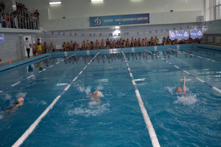 В Астрахани прошел турнир «Динамо» по плаванию 